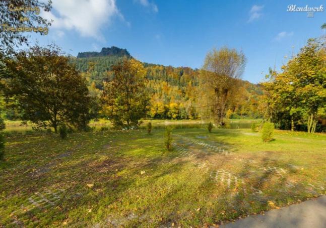 Отель Campingplatz Am Treidlerweg Кёнигштайн-ан-дер-Эльбе Экстерьер фото