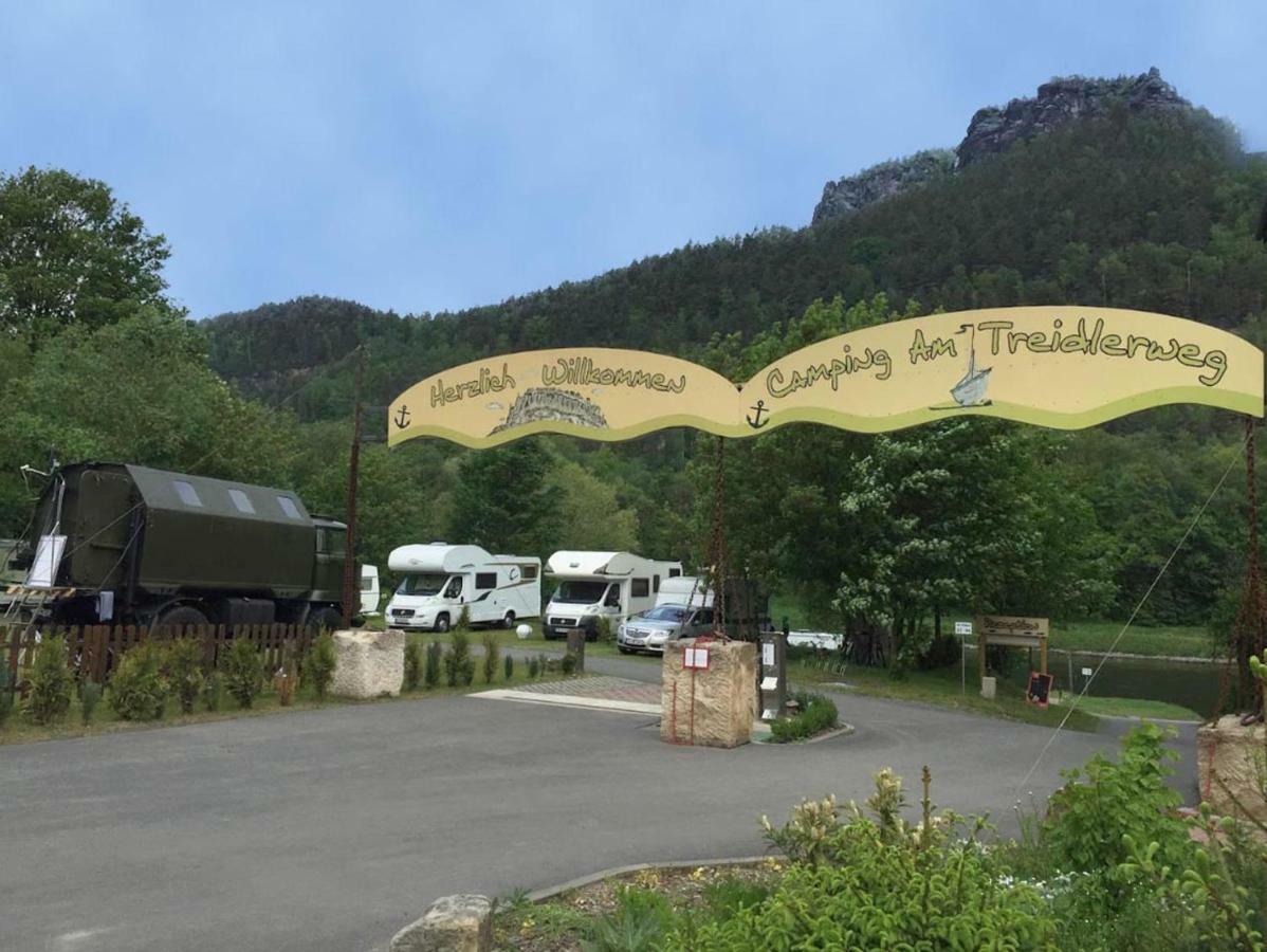 Campingplatz Am Treidlerweg Кёнигштайн-ан-дер-Эльбе Экстерьер фото
